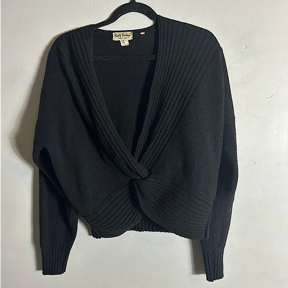 Paolo Rodesco Vintage Italian Designer Black Knotted Front Angora Sweater - Picture 2 of 7